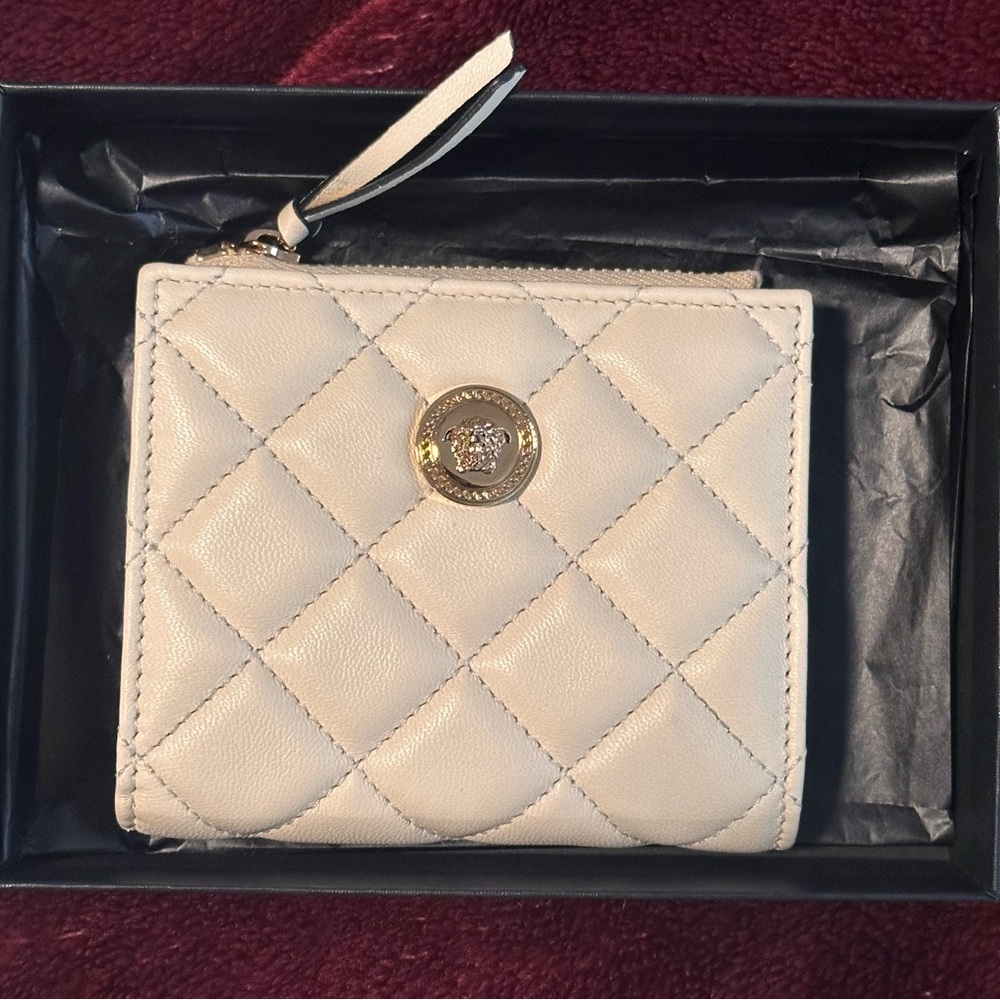 Versace Quilted Womens Wallet New!